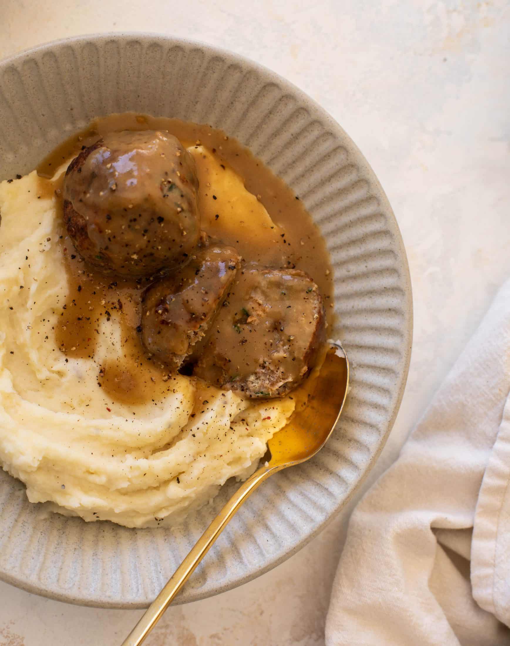 thanksgiving turkey and stuffing meatballs